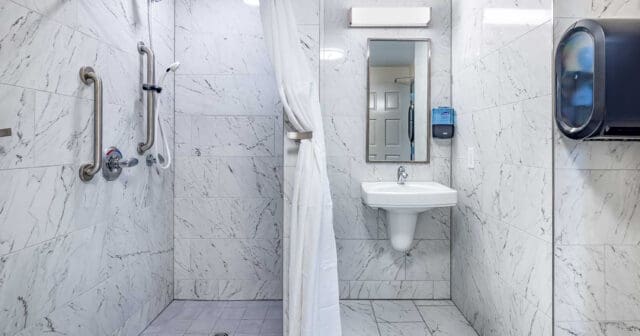 A photograph of a bathroom